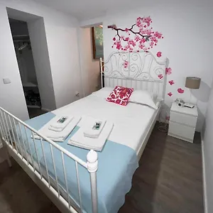 Apartamento 1 Quarto, Com Patio, Em Frente , Paço de Arcos Portugal