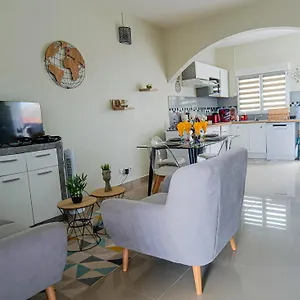 Corneille , Saint-Louis Guadeloupe