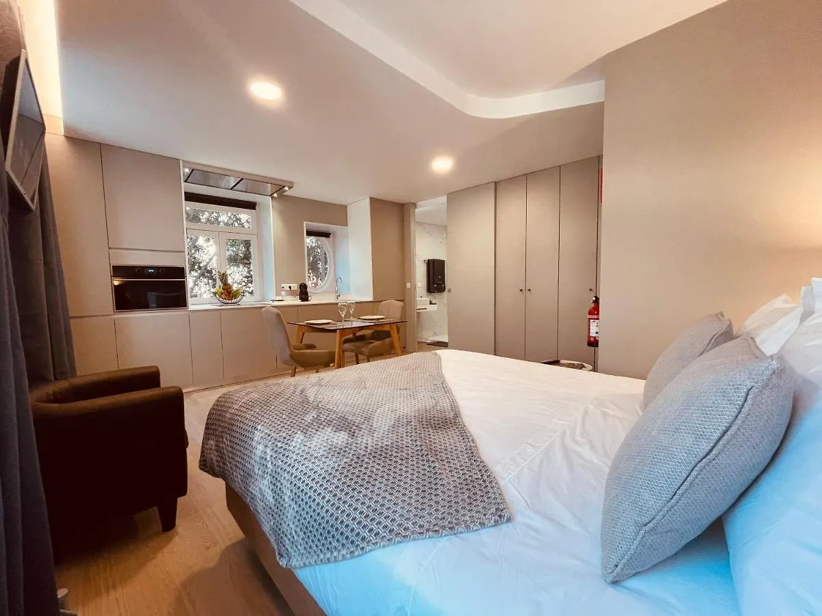 Living Funchal Executive Apartment